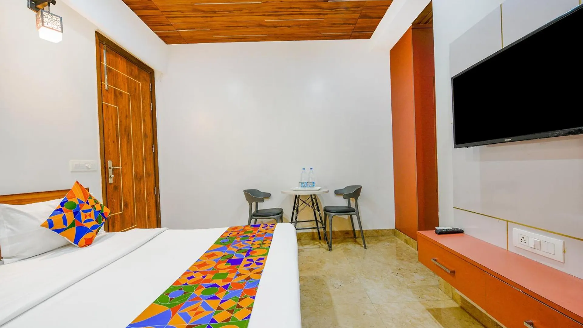 Fabhotel Nyra Residency Gurgaon Hotel