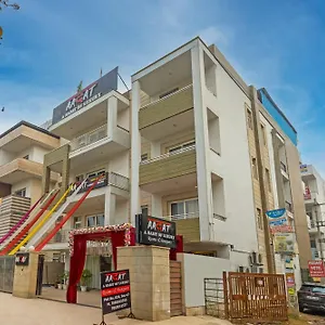 Hotel Aadat Subhash Chowk, Gurgaon